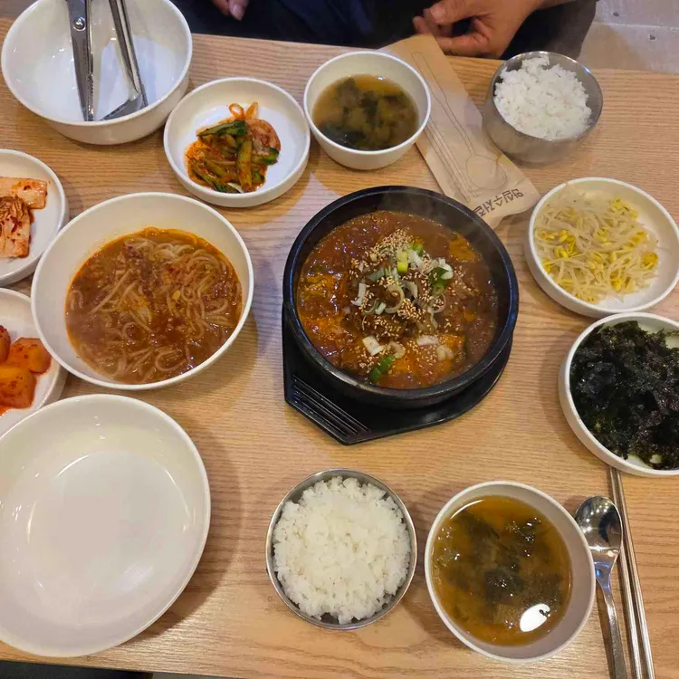고향소갈비찜 대표 사진