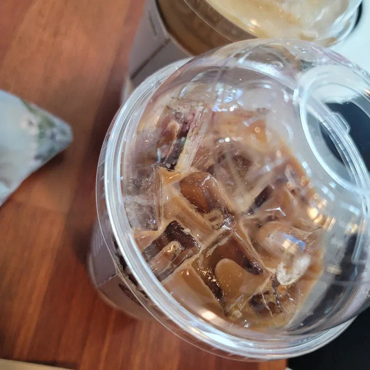 컴포즈커피 대표 사진