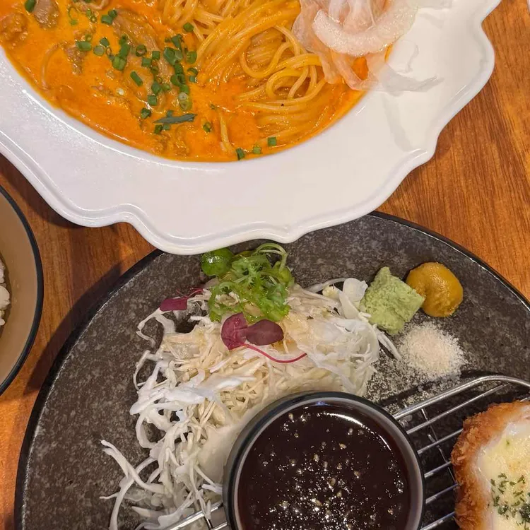 토마 사진