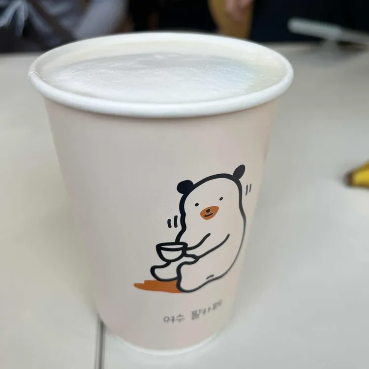 필카페 대표 사진