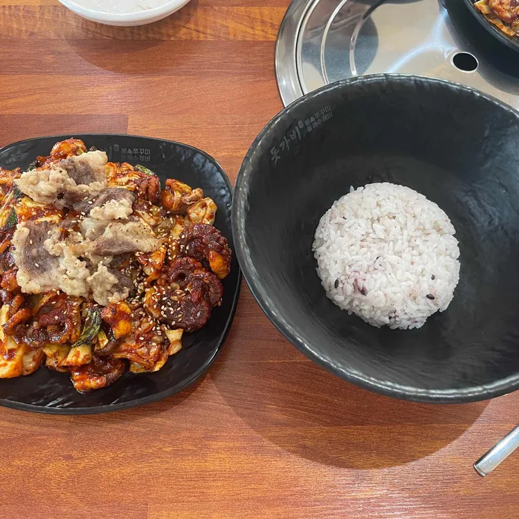 진돗가비불쭈꾸미 대표 사진