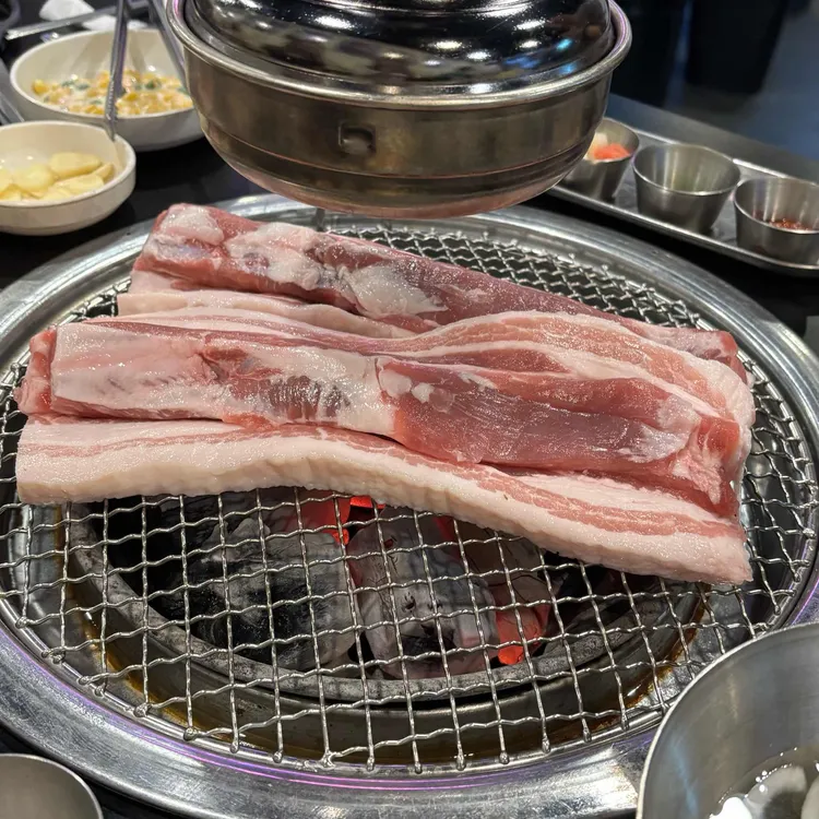 다독이네 숯불구이 사진