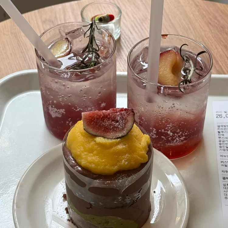 커피 벌스데이 사진