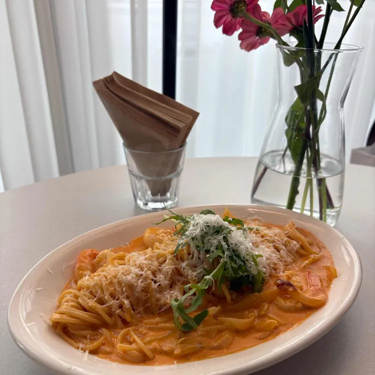 오늘내일모레 대표 사진