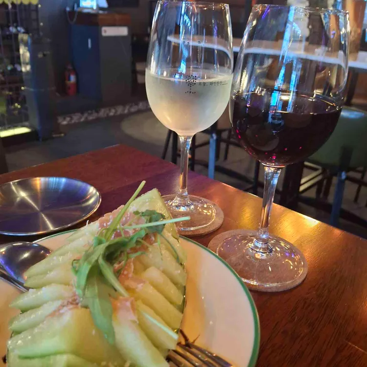 오늘와인한잔 대표 사진