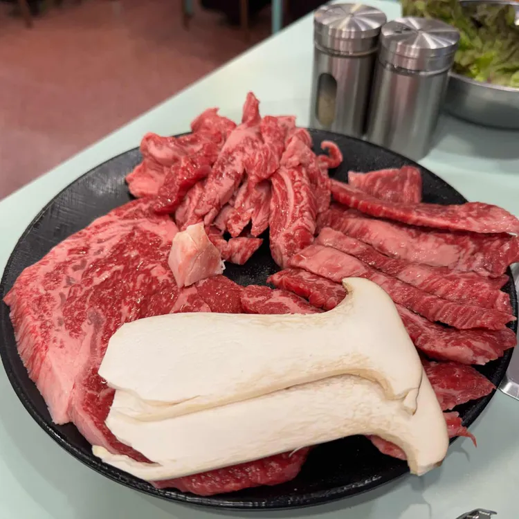 꾸석지돌판한우 대표 사진