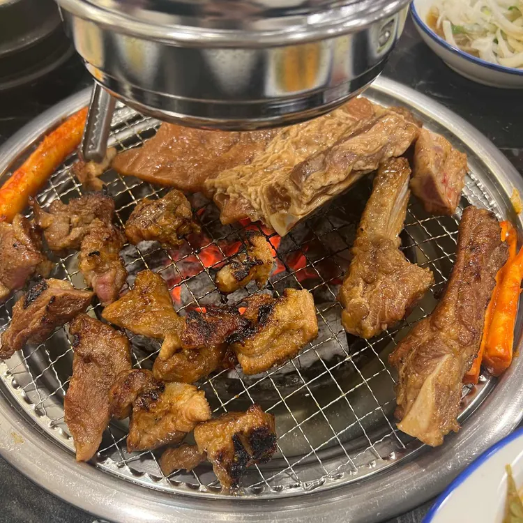장수숯불갈비 대표 사진