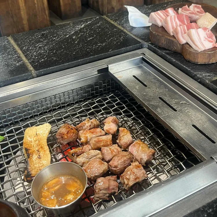 신중산간 제주흑돼지 전문점 대표 사진