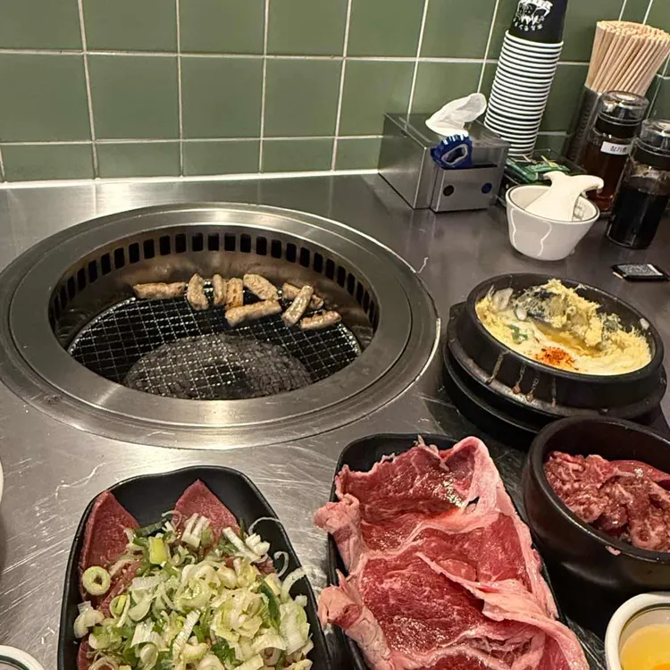 호르몬치치 대표 사진