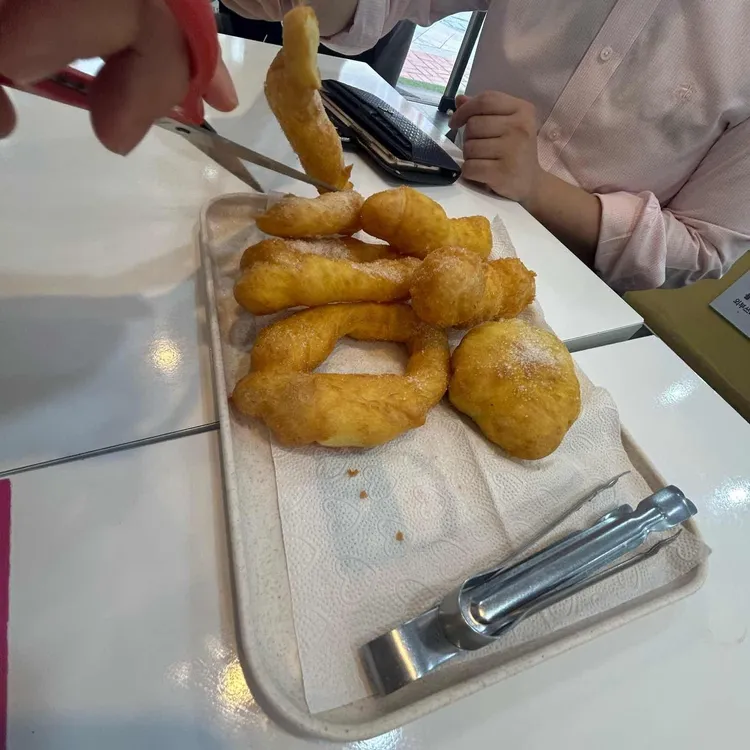 노랑고래 찹쌀꽈배기 사진