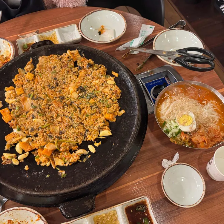 무쇠김치삼겹 대표 사진