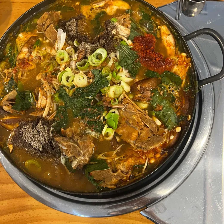 이순신감자탕 대표 사진