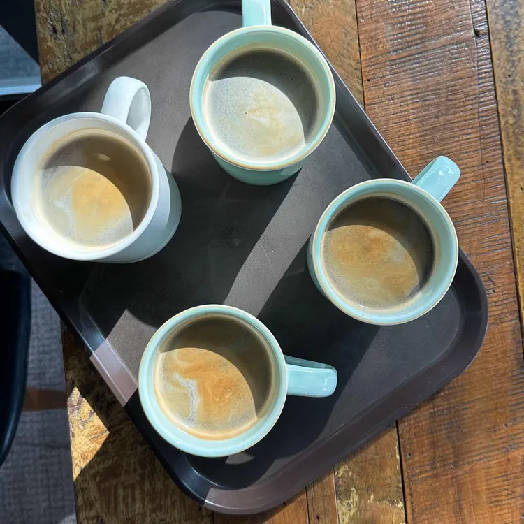 카페 봄 대표 사진