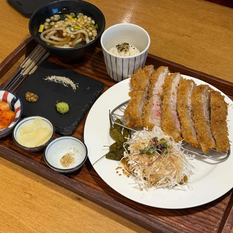 동백카츠 대표 사진