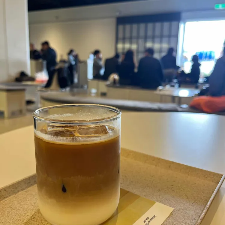 모모스 로스터리&커피바 사진