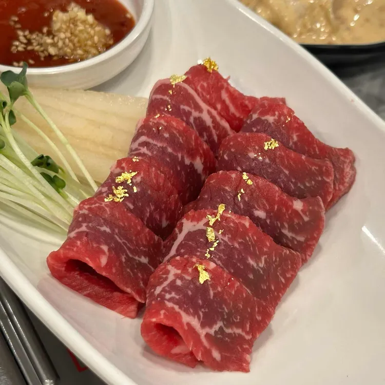 한우투뿔육사시미