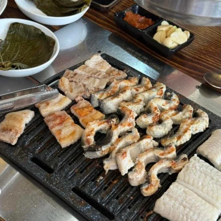 압록강 숯불 민물장어촌 대표 사진