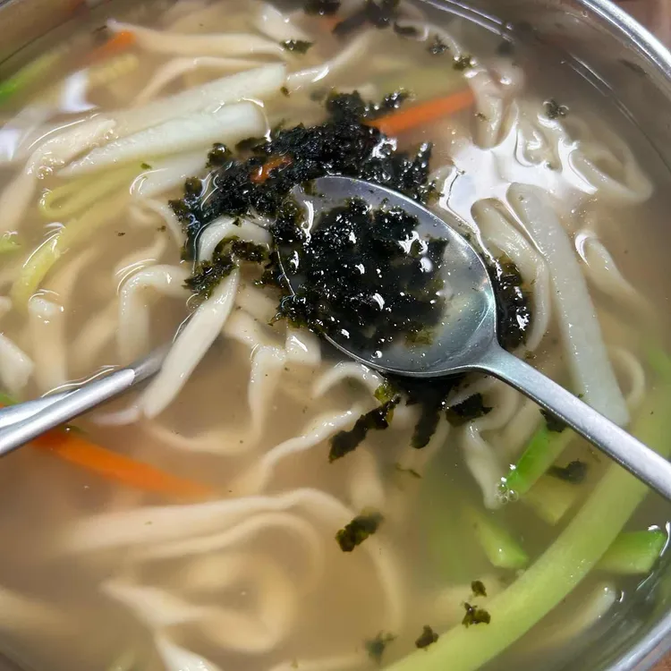 홍두깨손칼국수 대표 사진