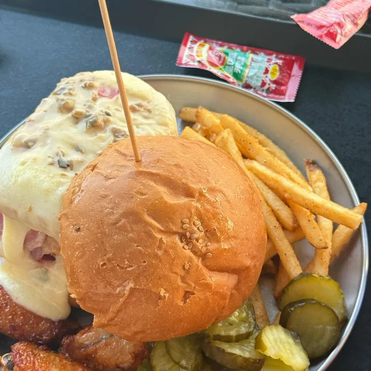 청시행 강릉수제버거 사진