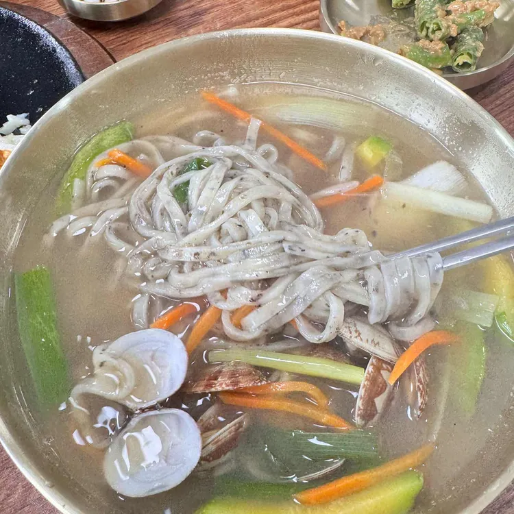 수변바지락칼국수 대표 사진