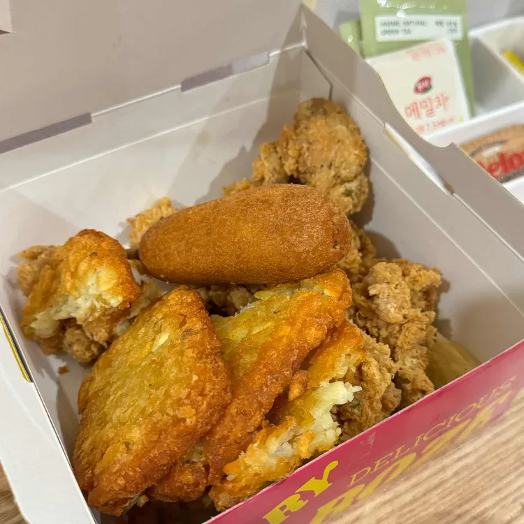 태리로제떡볶이&닭강정 대표 사진