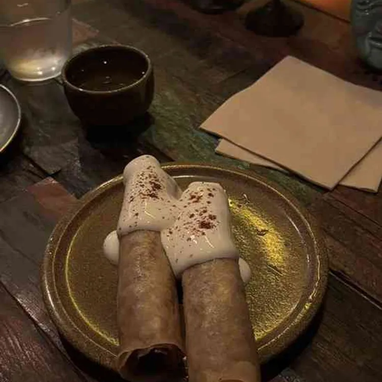 소굴 대표 사진