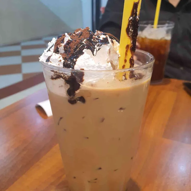 컴포즈커피 대표 사진