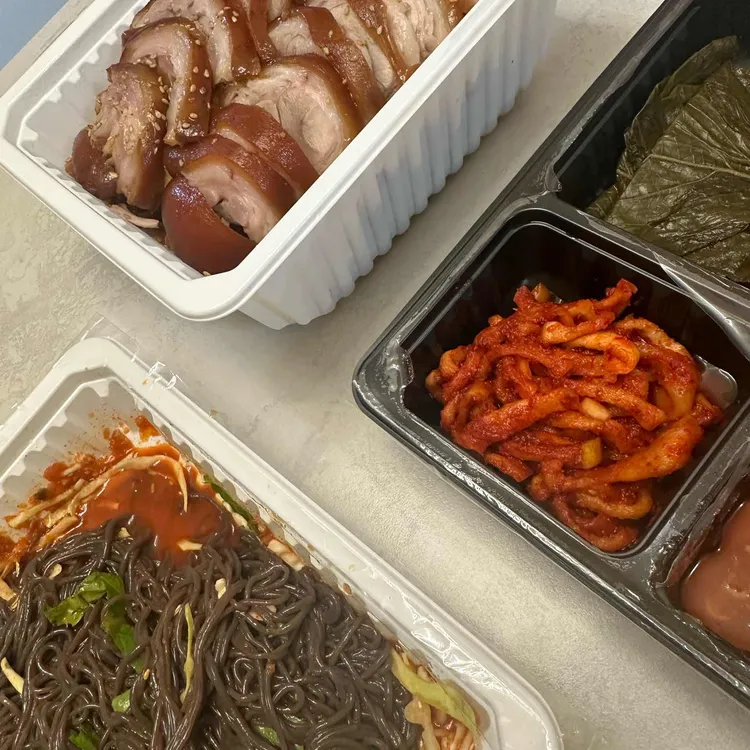 장충달인의족발 대표 사진