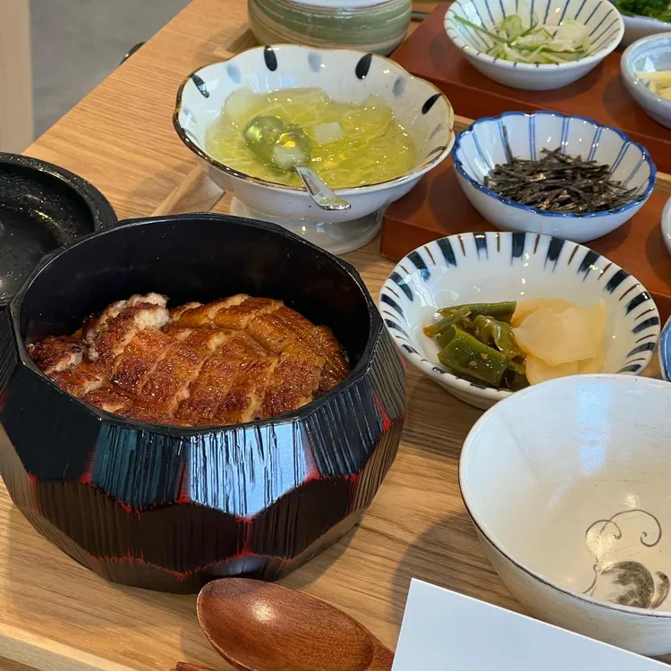 민물장어카이센동