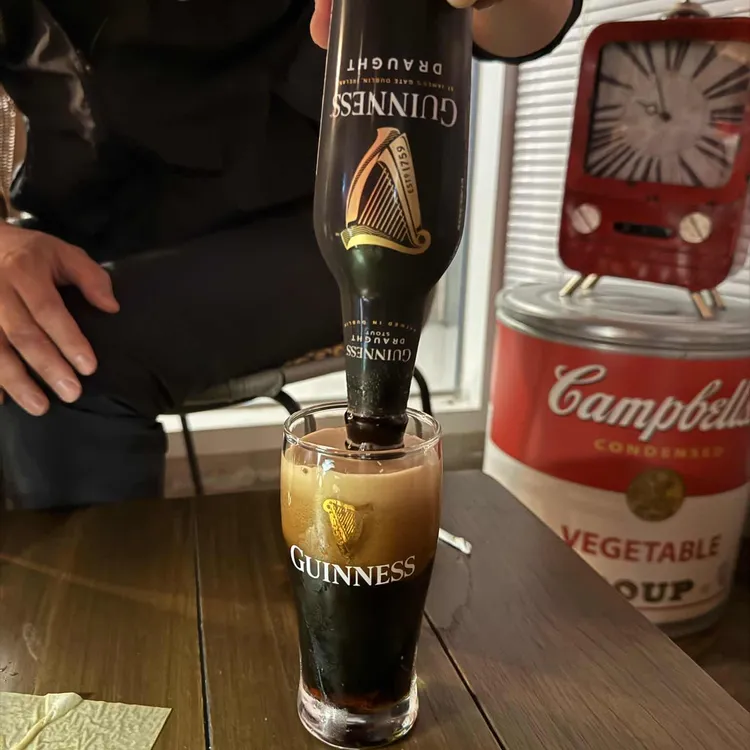 레드피아노 LP카페 대표 사진