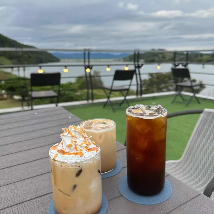 카페 반내 대표 사진