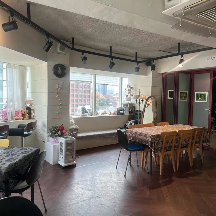 옥탑 카페 M 대표 사진