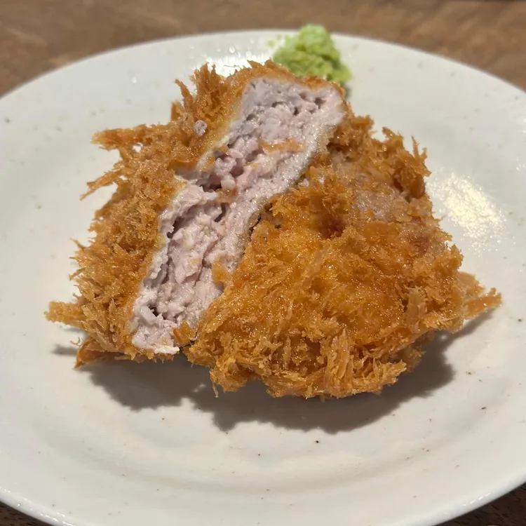 카츠 바이 콘반 사진