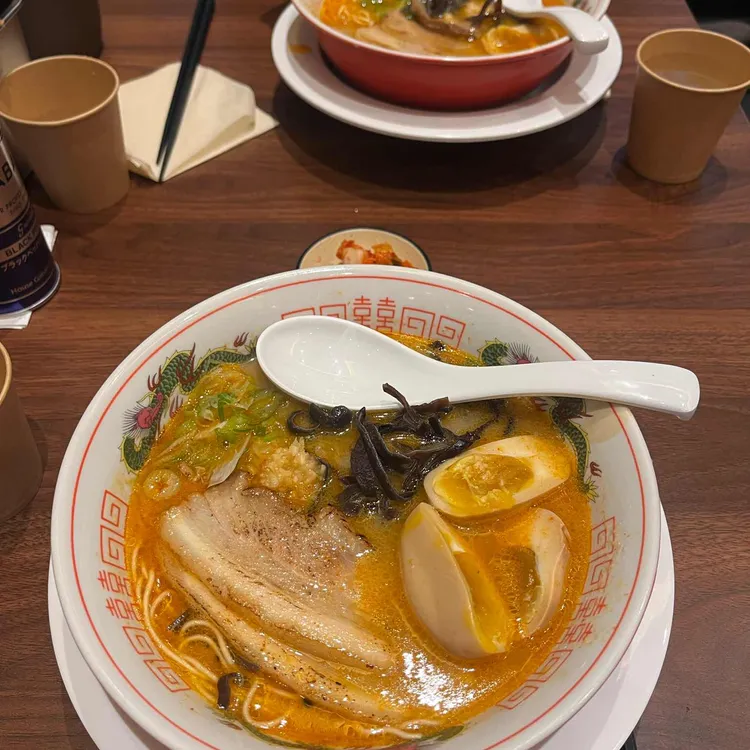 멘노아지 대표 사진