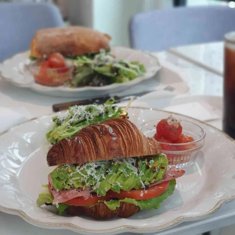 라크드미엘 사진