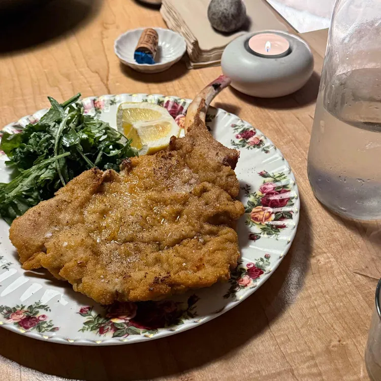 Little Cave 대표 사진