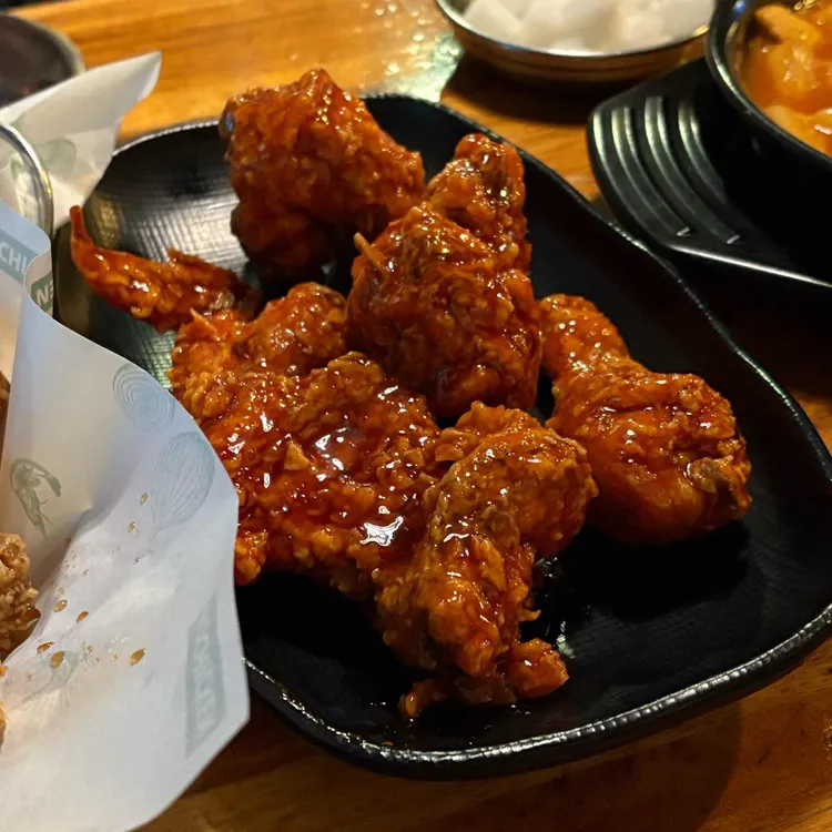 핫 바비큐 로스트윙봉