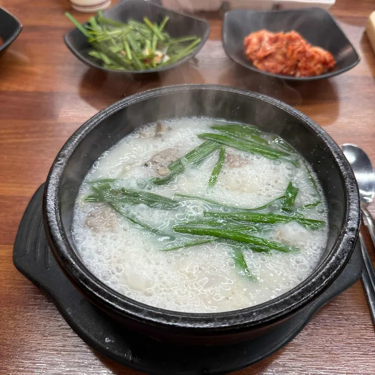 정돈 도마수육 순대국 사진
