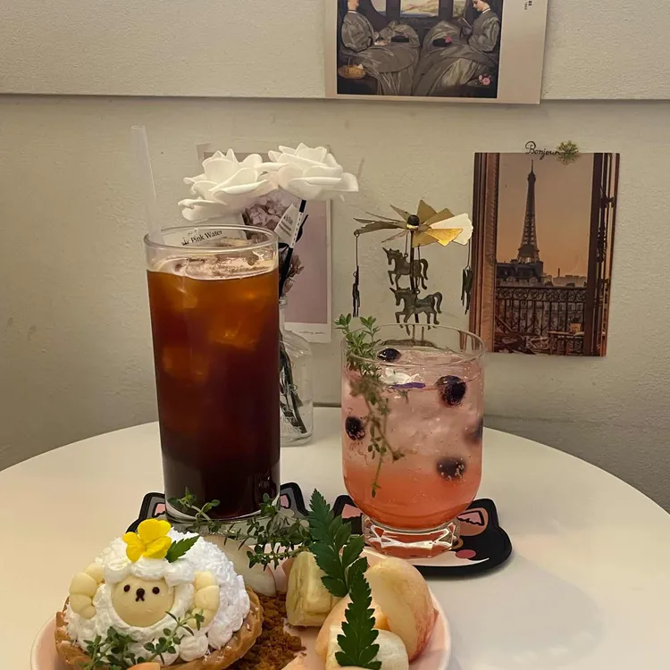 카페 클로이 인 패리스 사진