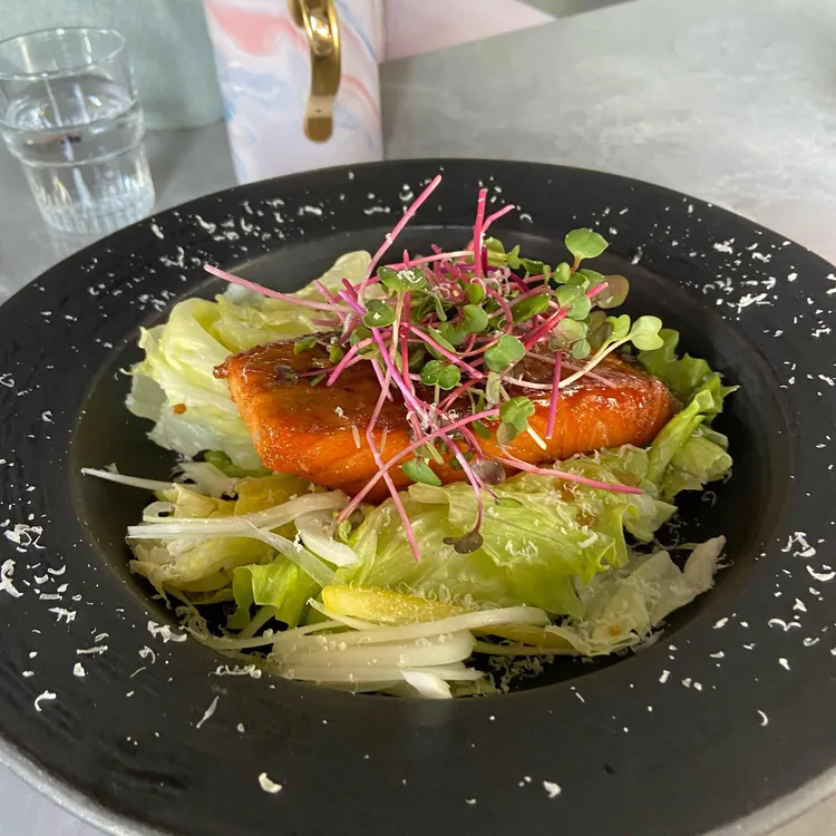 다크보틀 더 라운지펍 대표 사진