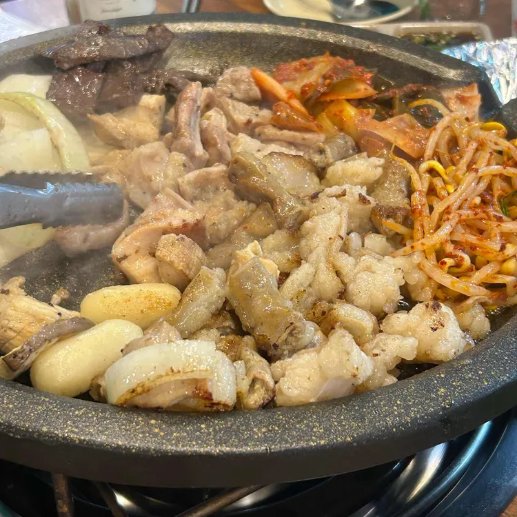 짱이네황소곱창 대표 사진