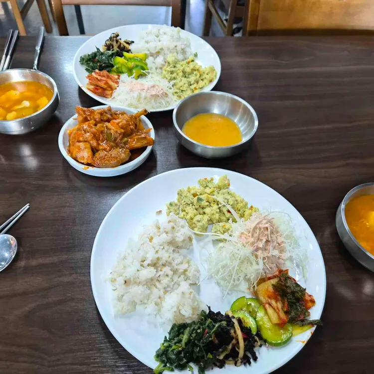 정희네한식뷔페&뒷고기 대표 사진