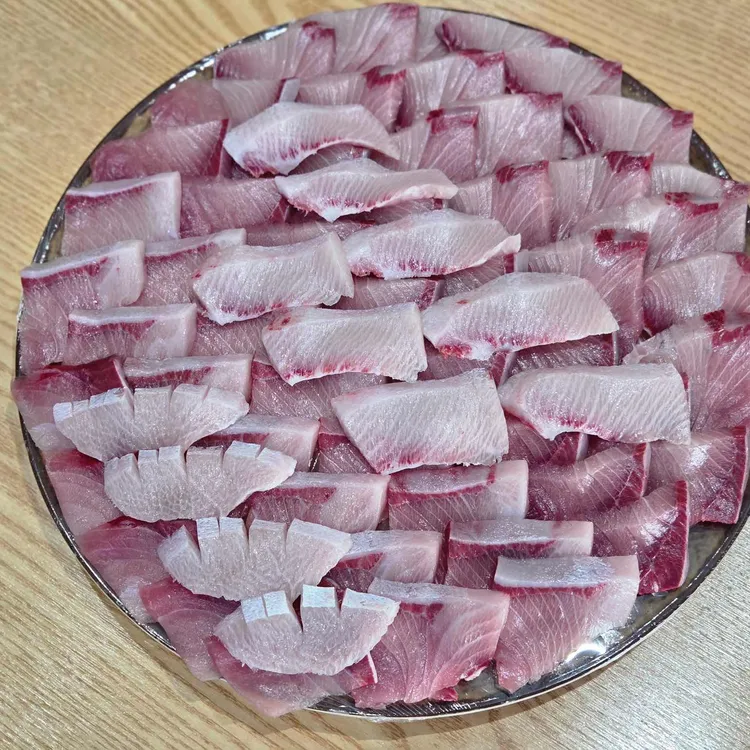 사량도자연산횟집 사진