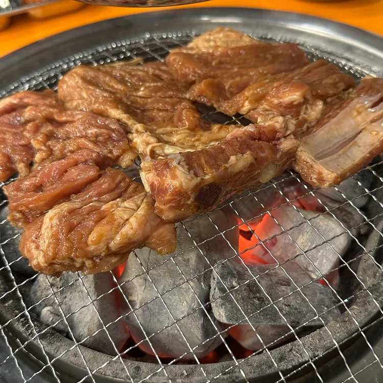 삼칠오갈비 대표 사진