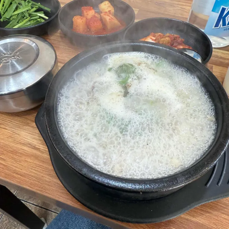 청춘옥 수육정식(순대국 + 수육)