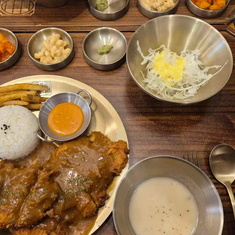 돈화당 대표 사진