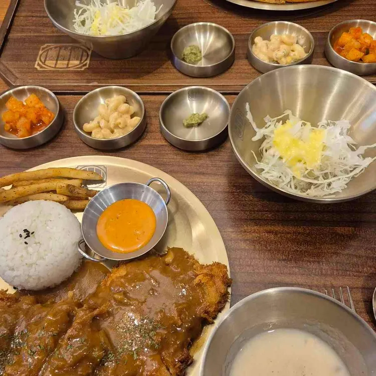 돈화당 대표 사진