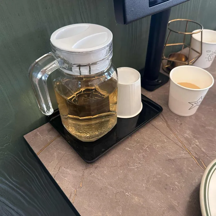 엘리스 대표 사진