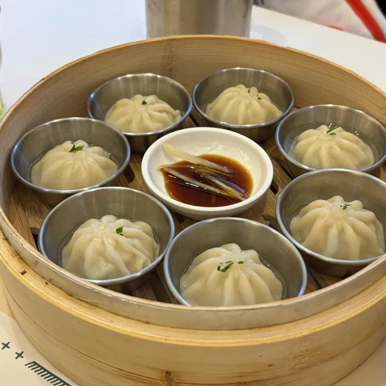 댄싱홍콩 대표 사진