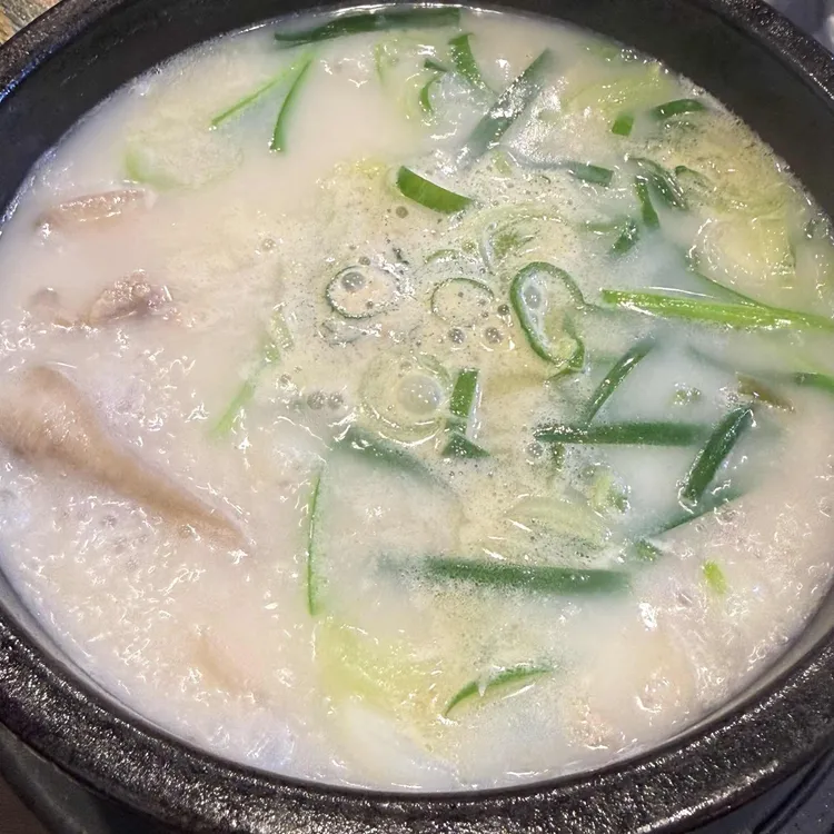 얼큰이순대국